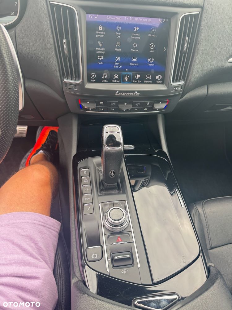 Maserati Levante Q4 GranSport - 18