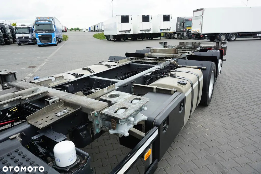 Volvo FH 460 / ACC / EURO 6 / BDF  / OŚ SKRĘTNA / 7,15 , 7,45 , 7,82 M - 31