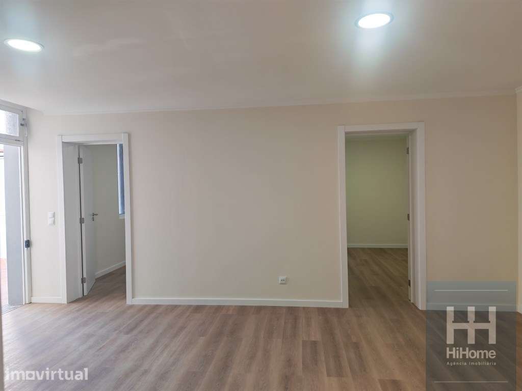 Andar de Moradia T1+1 recuperada no Funchal - Grande imagem: 4/30