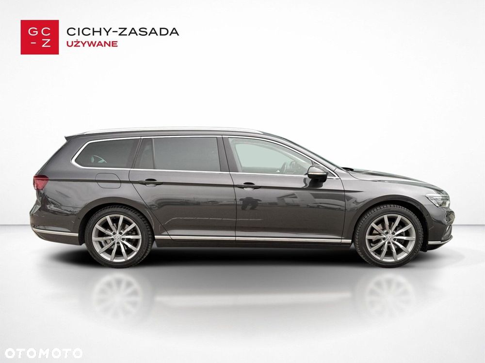 Volkswagen Passat Variant 1.5 TSI EVO Elegance DSG - 4