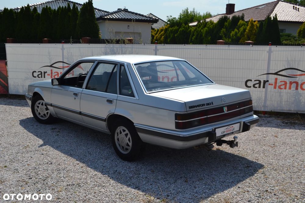 Opel Senator 3.0i CD - 8