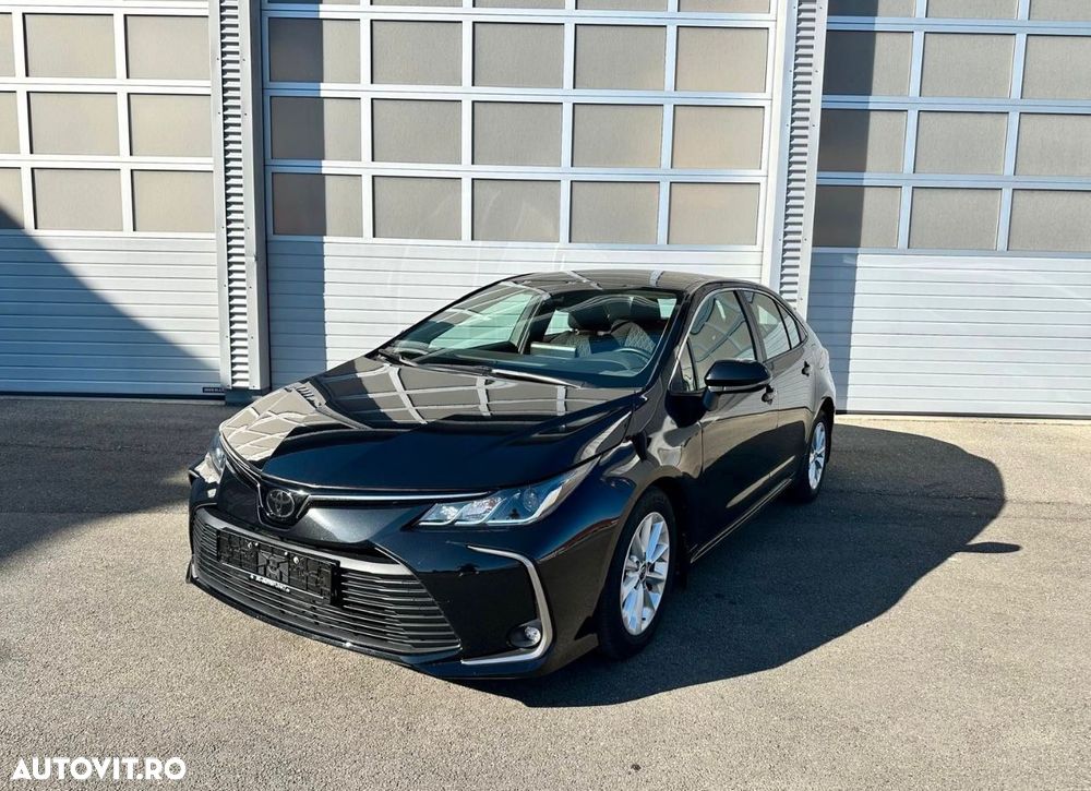 Toyota Corolla - 2