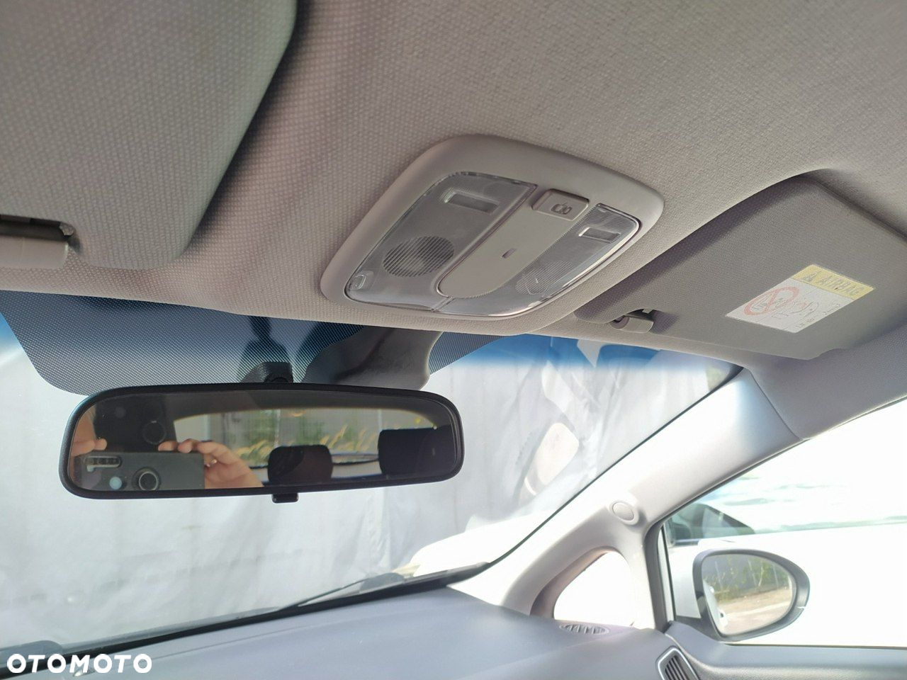 Kia Rio - 19