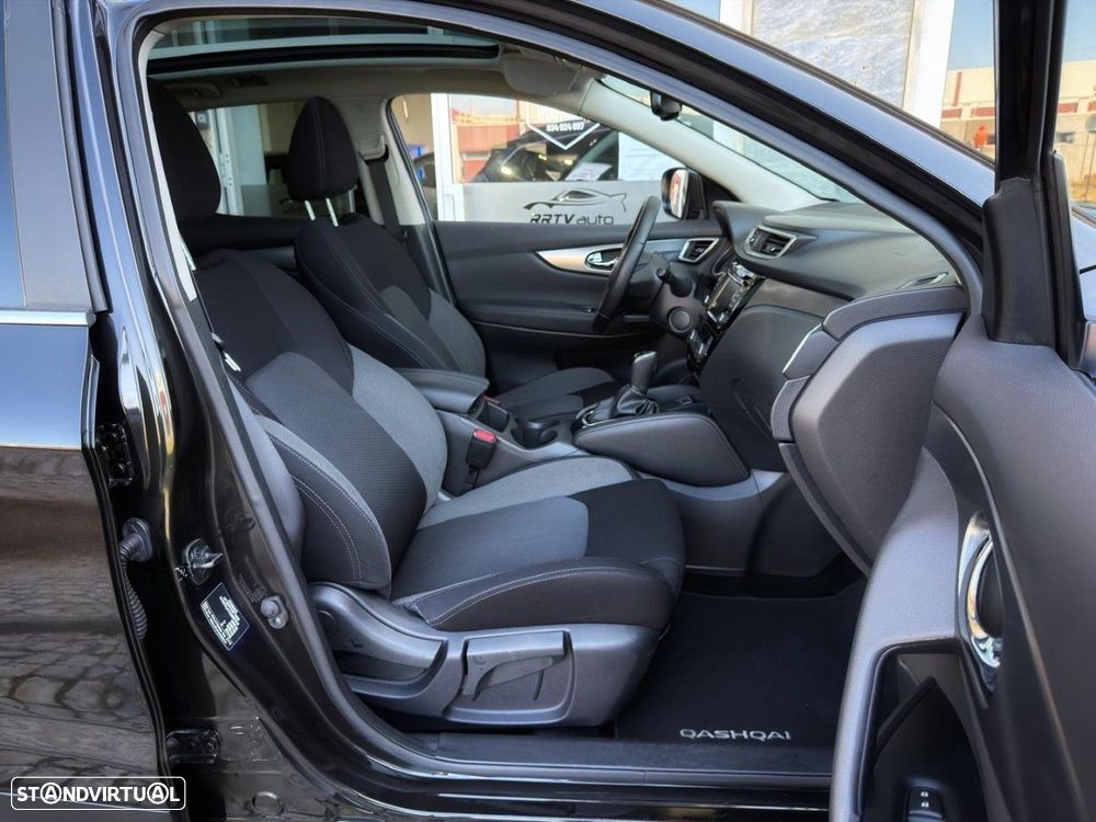 Nissan Qashqai 1.3 DIG-T Tekna Premium DCT - 16