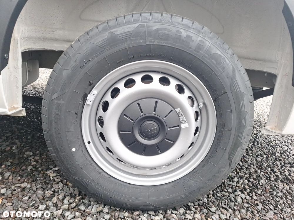 Volkswagen Crafter 35 furgon wysoki dach, 2,0 TDI 177KM, przedni, 6-bieg manualna 3640 mm, Euro 6 - 18