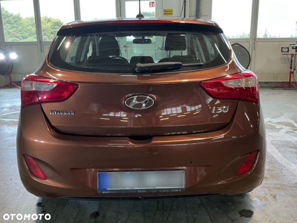 Hyundai i30 1.4 Premium - 4