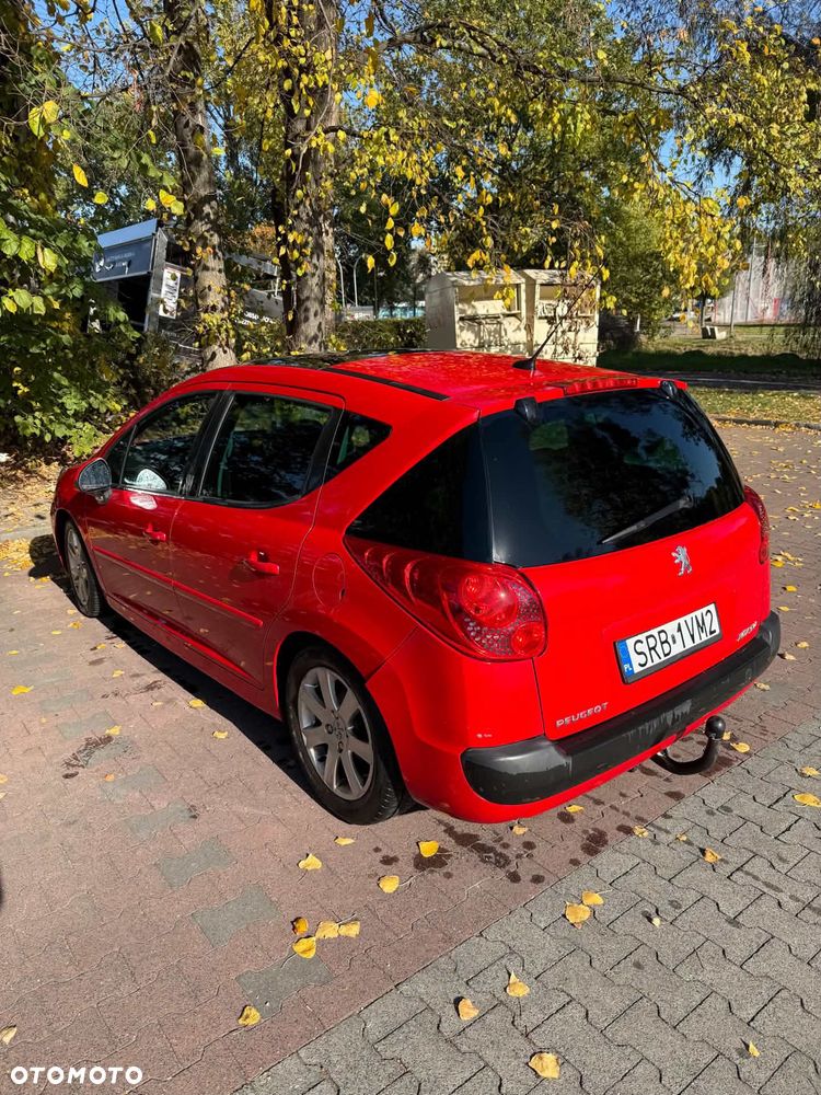 Peugeot 207 2009 photo 4