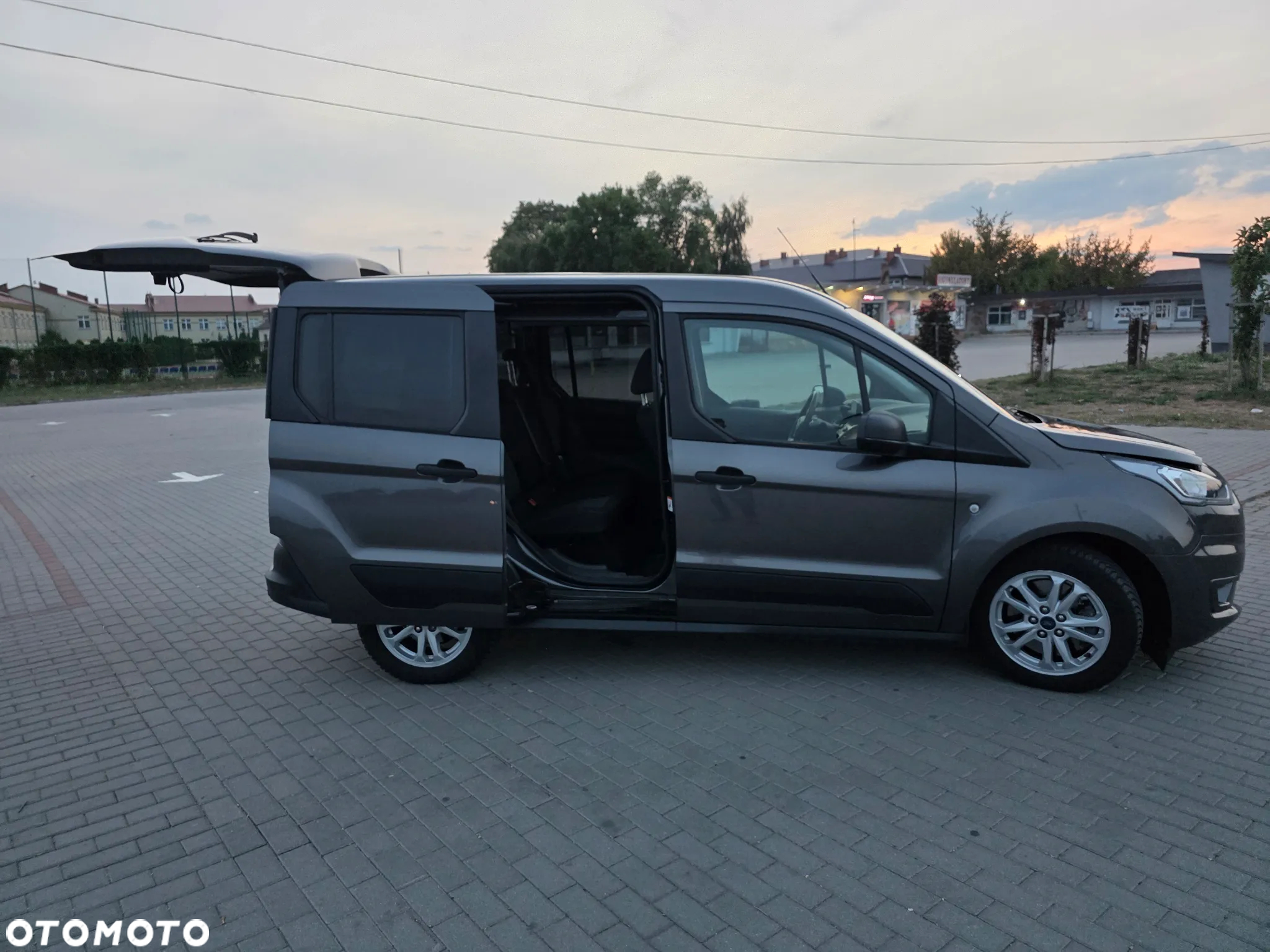 Ford Transit Connect 240 L2 Autm Trend - 20
