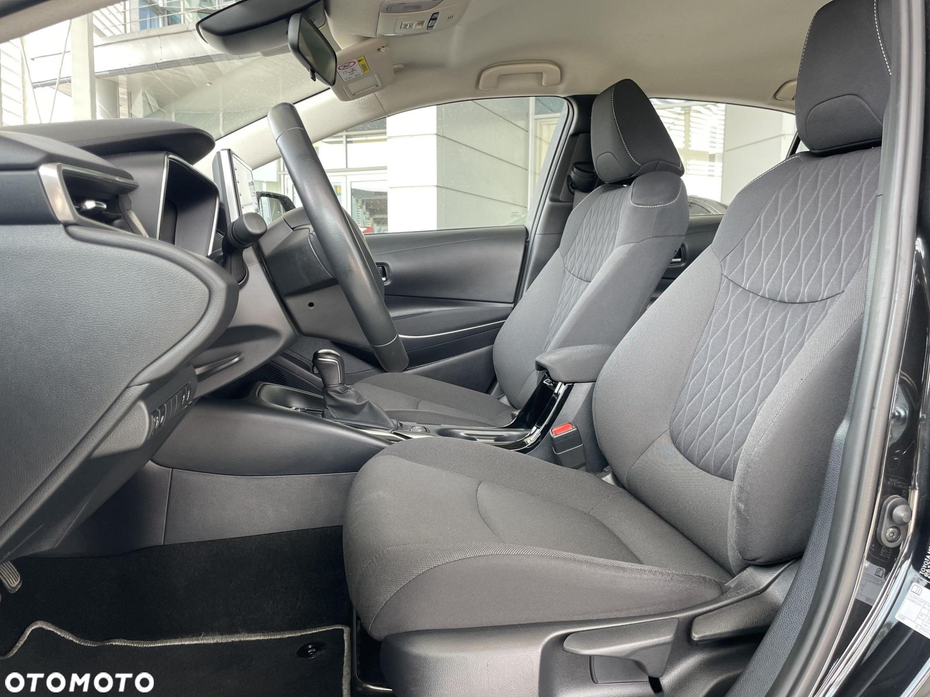Toyota Corolla - 13