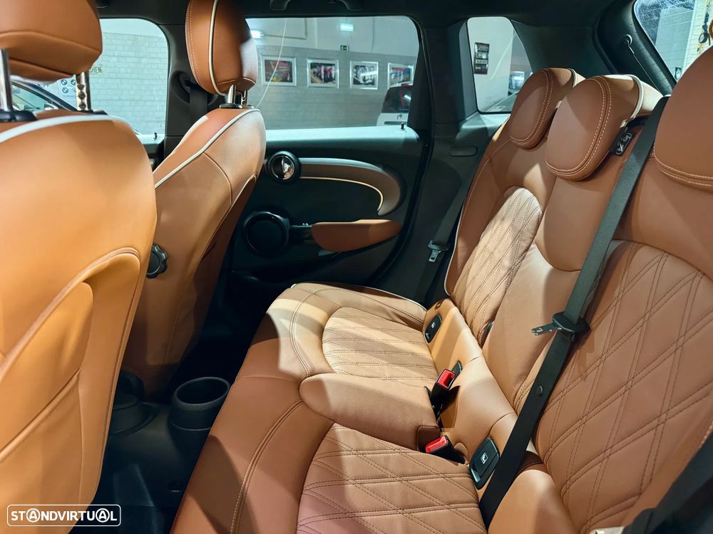 MINI 5 Portas Cooper Premium Yours Auto - 12