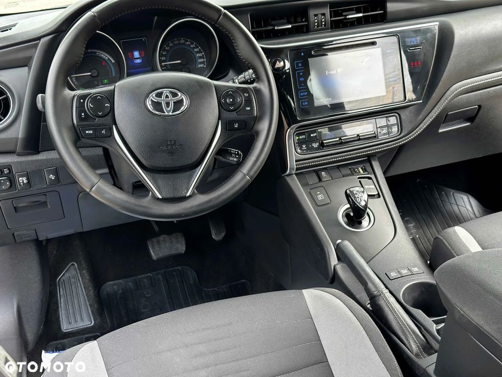 Toyota Auris 1.8 VVT-i Automatik Free Style - 23