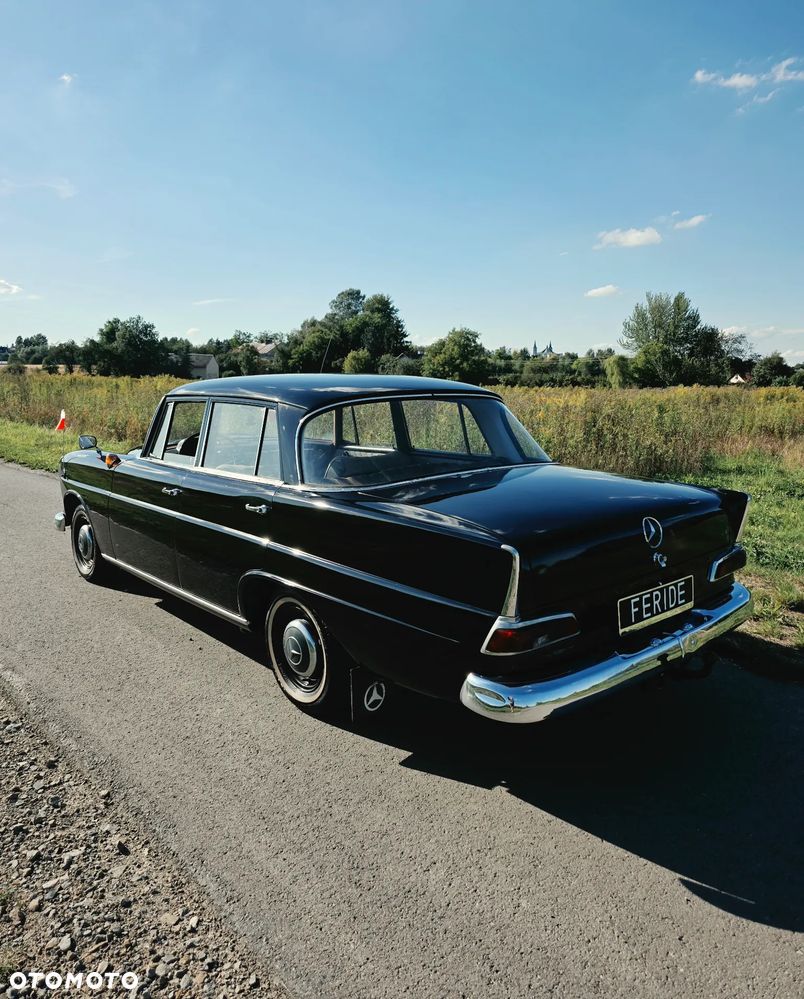 Mercedes-Benz Inny - 2