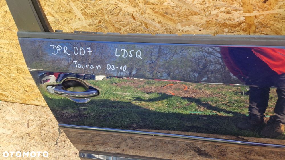 VW TOURAN 03-10  DRZWI PRZÓD PRAWY PRAWA KOD LAK. LD5Q - 2