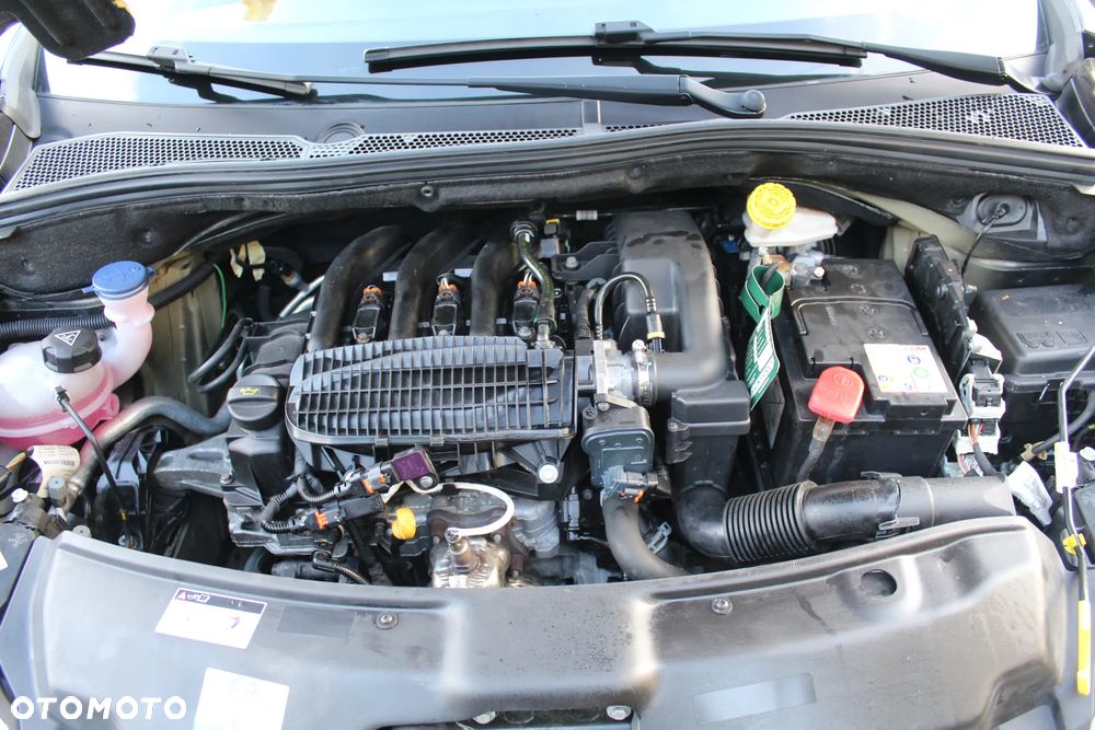 Peugeot 208 1.2 PureTech Allure - 30