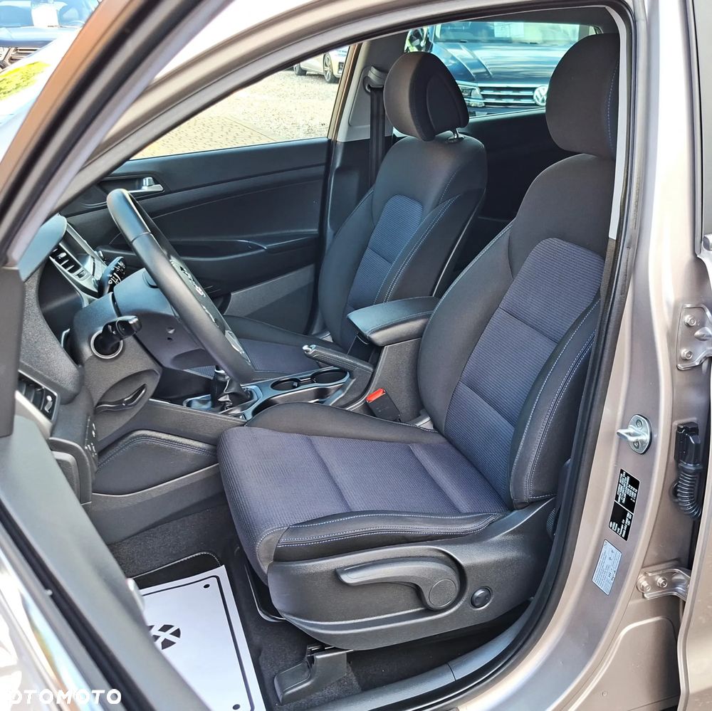 Hyundai Tucson 2.0 CRDI 2WD Style - 19