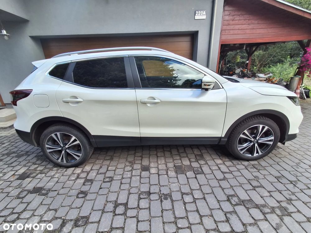 Nissan Qashqai 1.3 DIG-T N-Connecta - 8