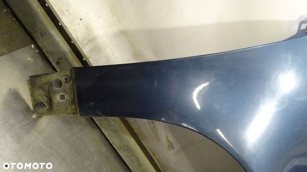 BŁOTNIK PRAWY PRZEDNI VOLVO S40 II 2.0 - 11