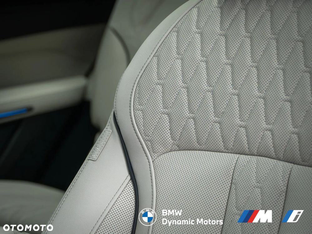 BMW X7 xDrive40d - 29
