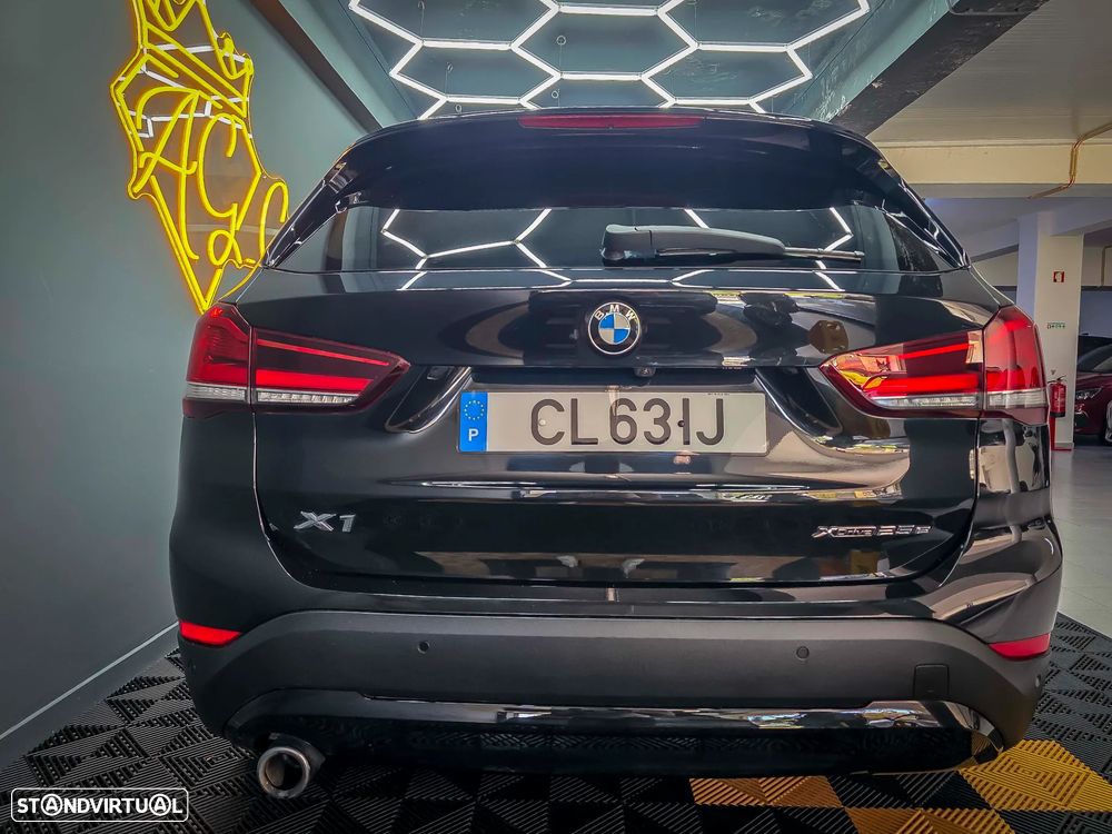 BMW X1 xDrive25e Advantage - 10
