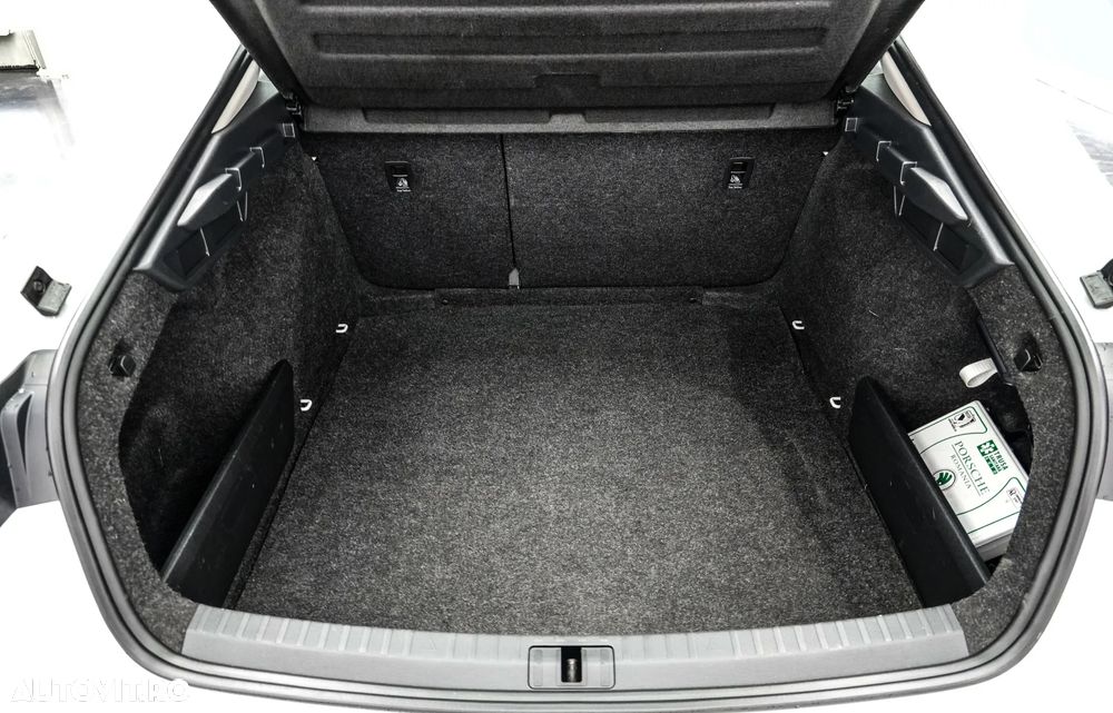 Skoda Octavia 2.0 TDI DSG Style - 23