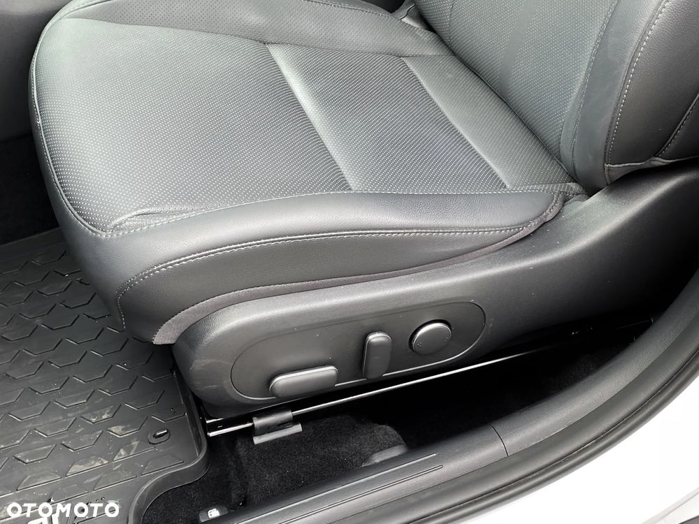Hyundai Kona 1.6 T-GDI Platinum DCT - 24