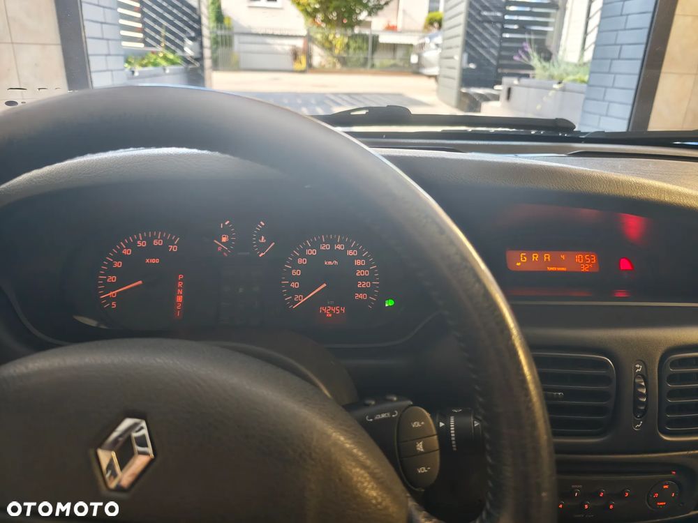 Renault Megane - 8