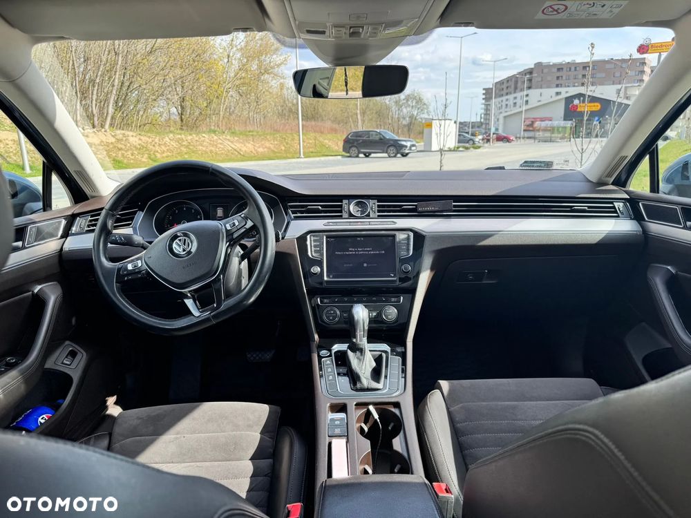 Volkswagen Passat Variant 1.8 TSI BMT Highline DSG - 8