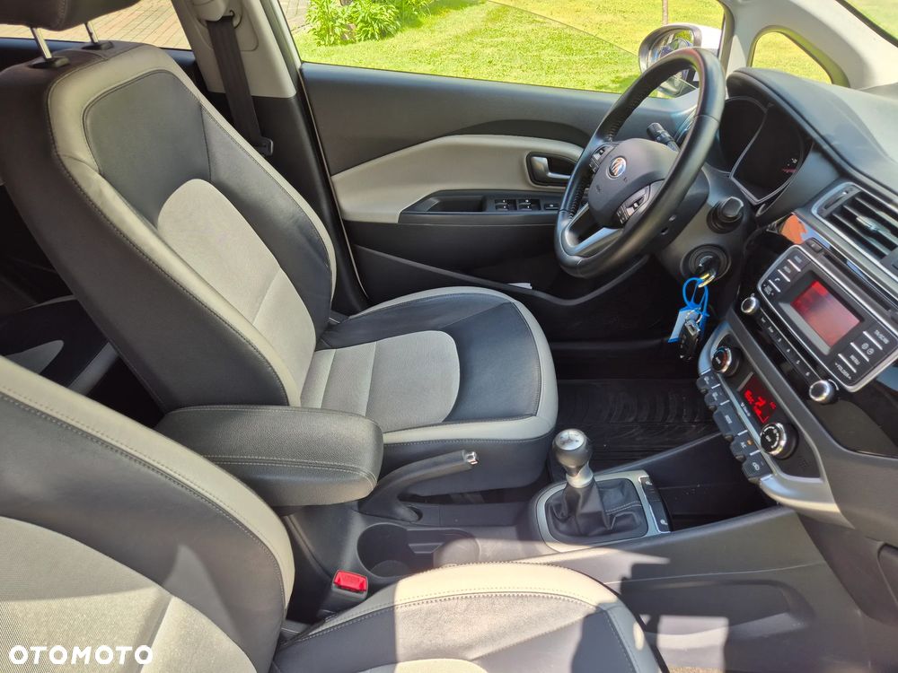 Kia Rio 1.2 XL Business Line - 13