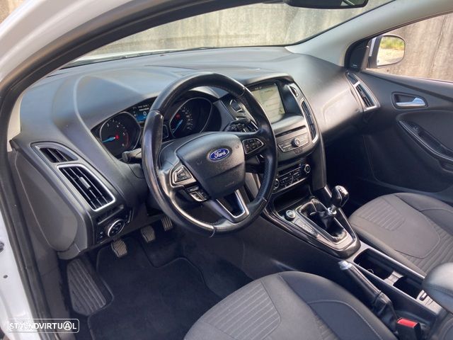 Ford Focus SW 1.5 TDCi Titanium - 11