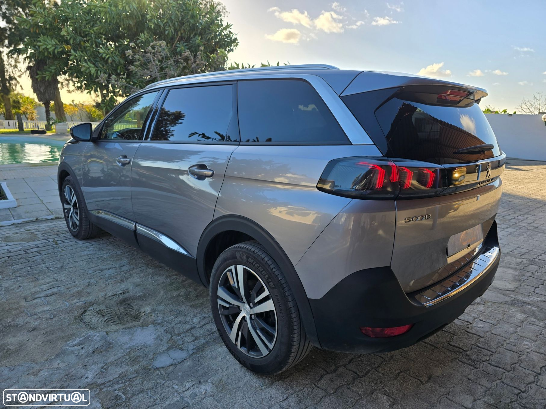Peugeot 5008 - 19