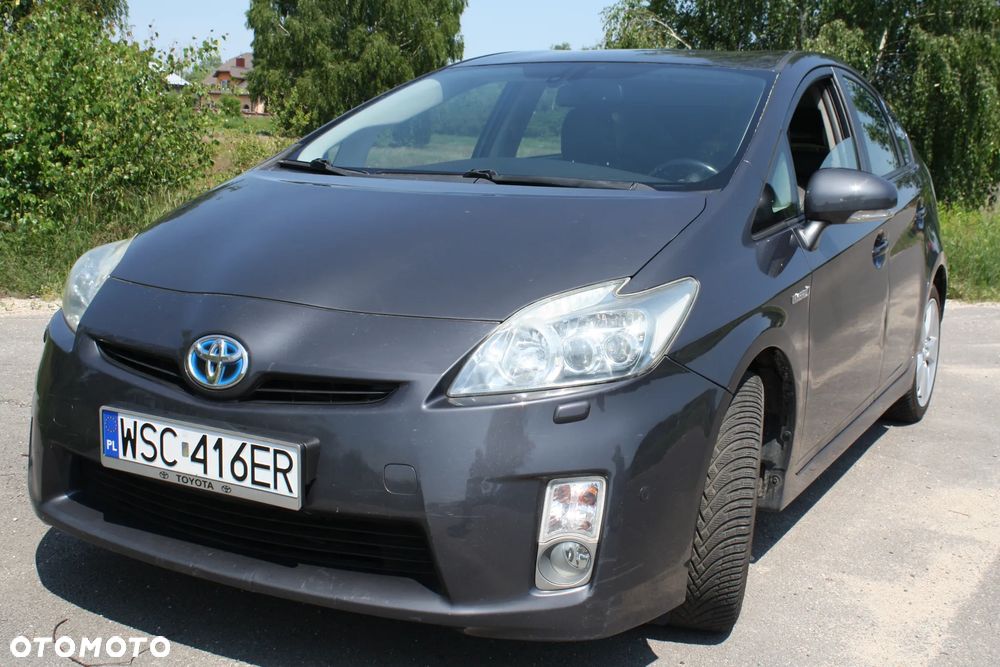 Toyota Prius 1.8 HSD Prestige - 7