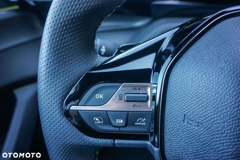 Peugeot 308 Hybrid 136 e-DSC6 GT - 12