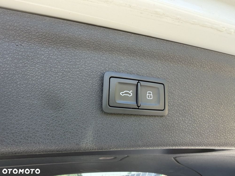 Audi Q3 2.0 TFSI Quattro S tronic sport - 19