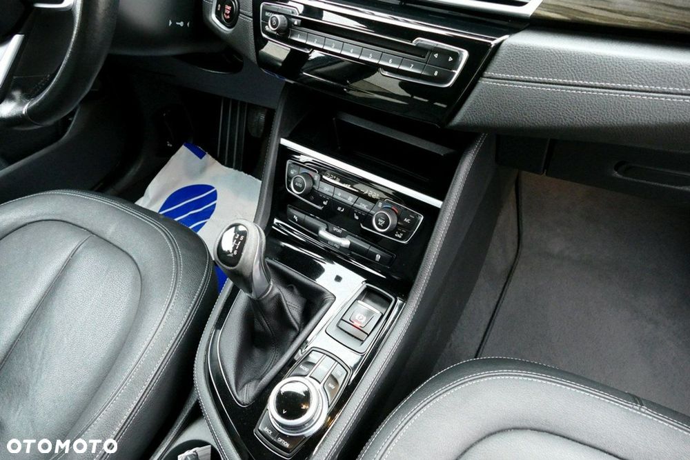 BMW Seria 2 216d Luxury Line - 28