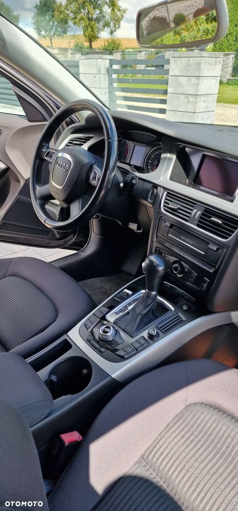Audi A4 Avant - 14