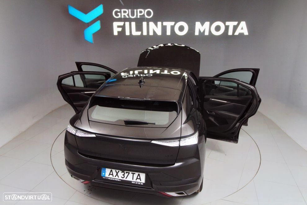 DS DS4 1.2 PureTech Performance Line EAT8 - 37