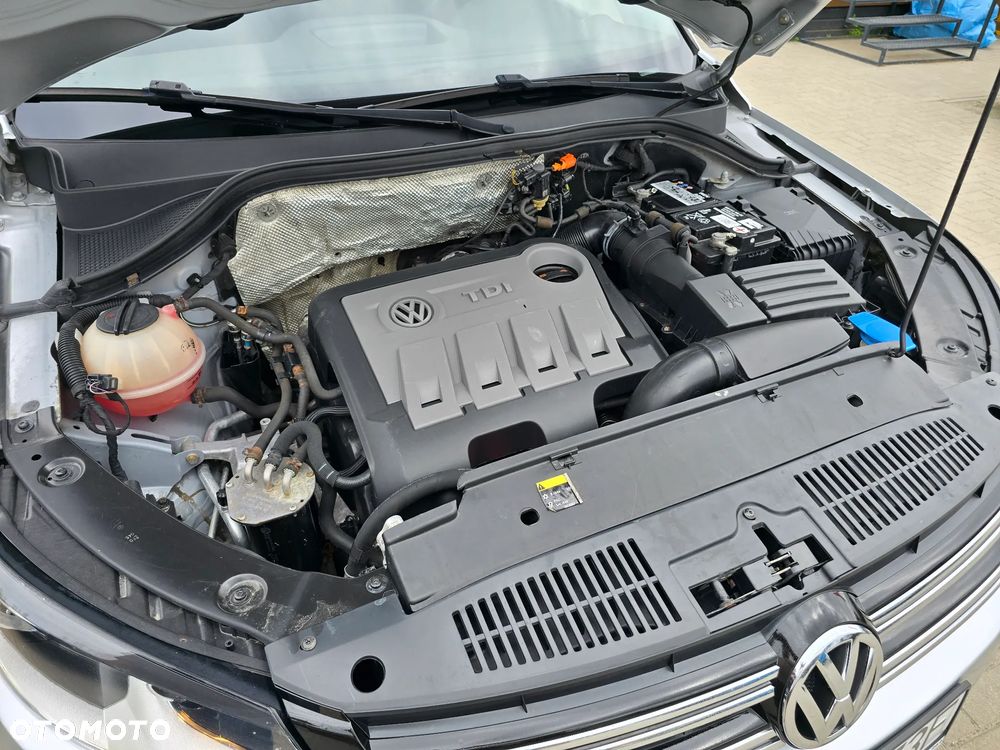 Volkswagen Tiguan - 16