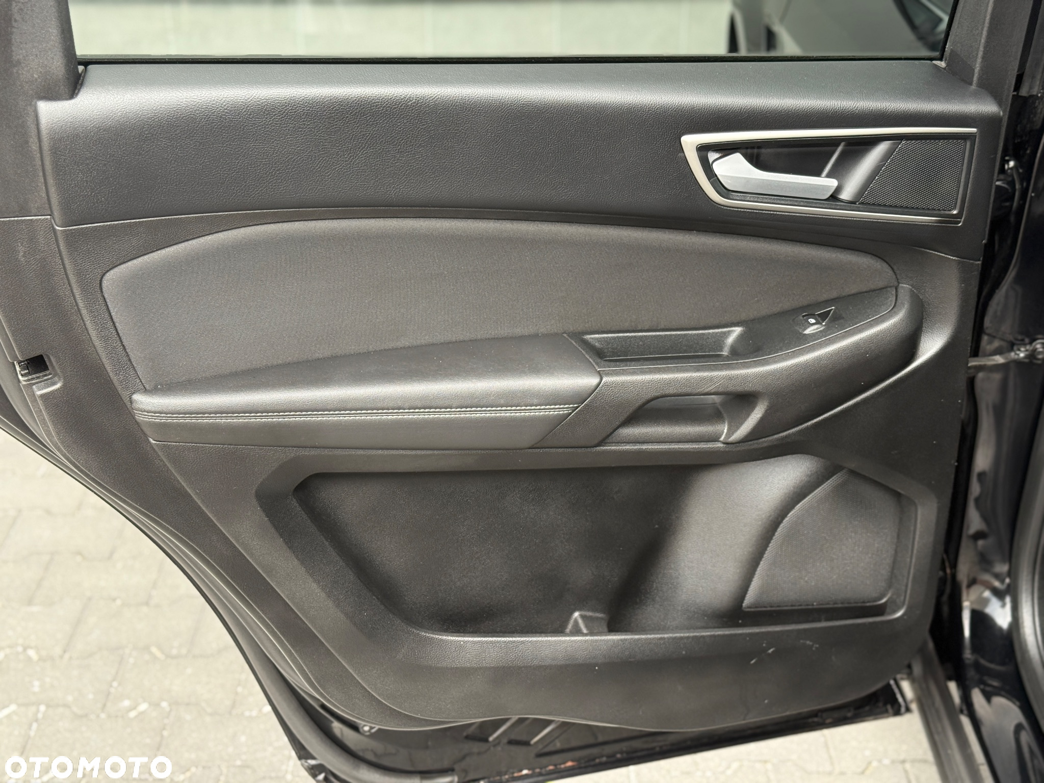 Ford S-Max - 27