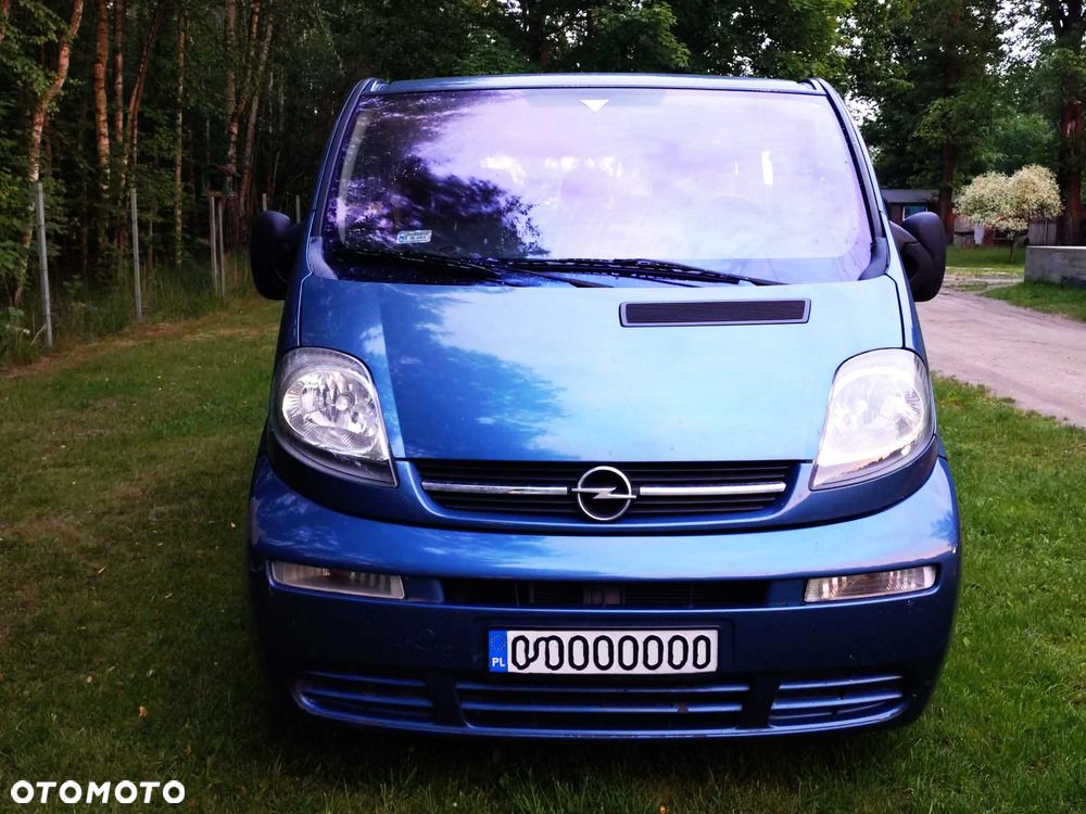 Opel Vivaro - 1
