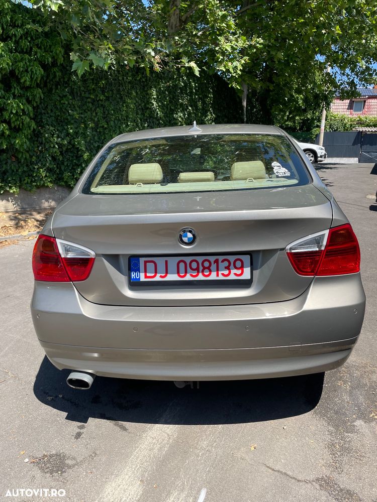 BMW Seria 3 318d - 3