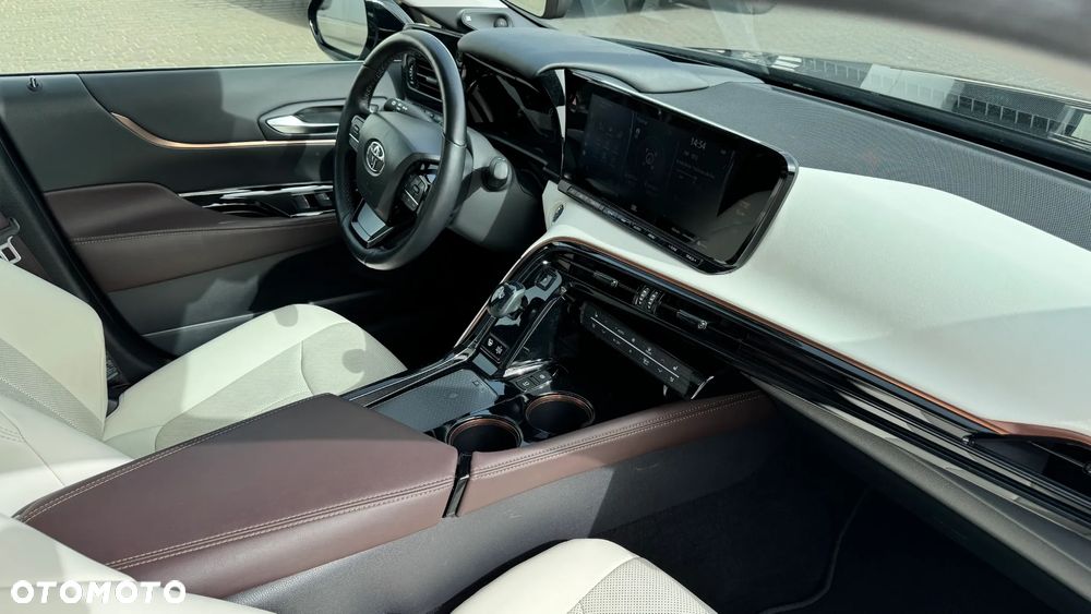 Toyota Mirai Luxury - 24