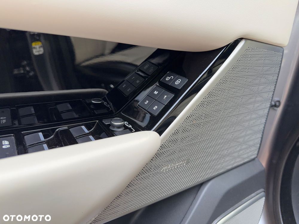 Land Rover Range Rover Velar 3.0 SD6 R-Dynamic HSE - 12