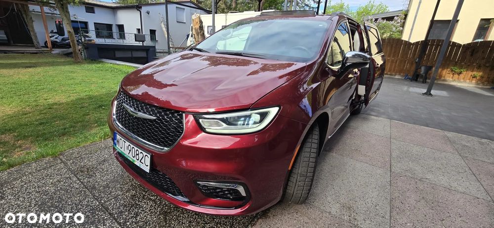 Chrysler Pacifica - 27