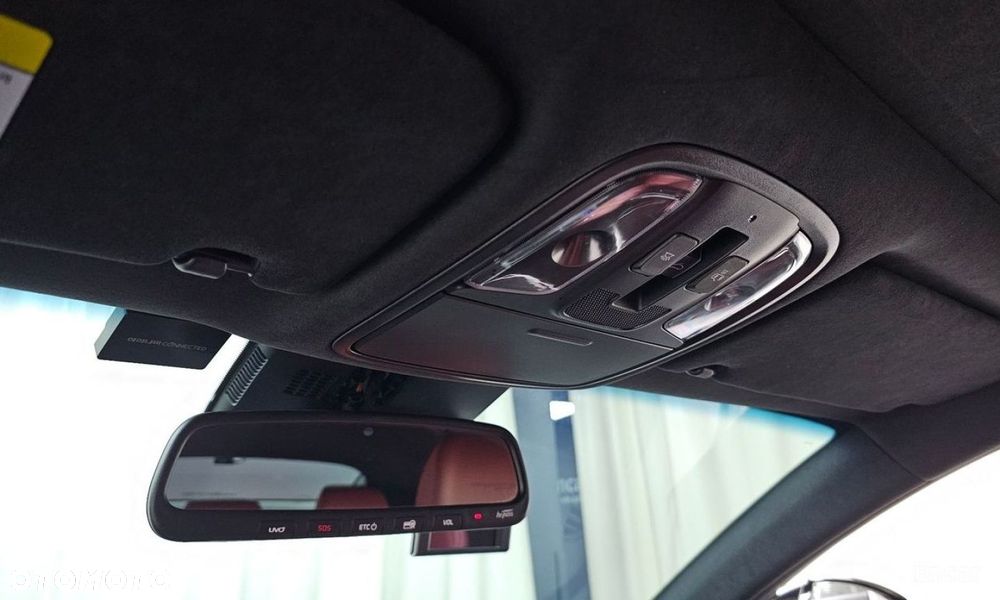 Kia Stinger - 26