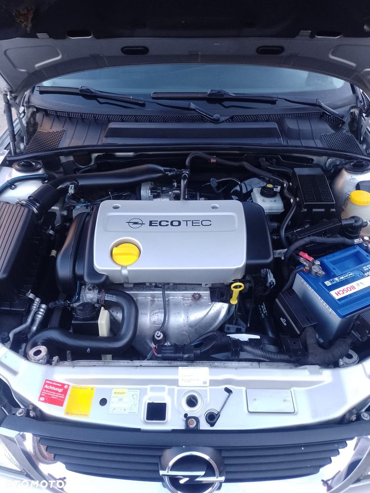 Opel Vectra 1.6 - 13