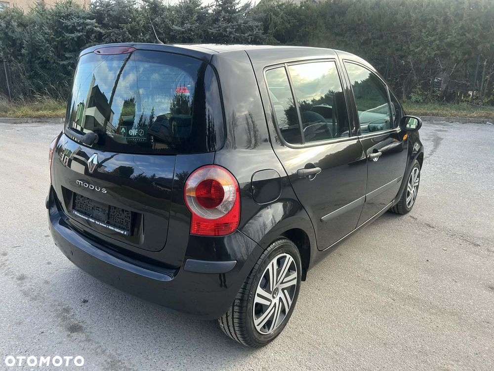 Renault Modus 1.6 16V Soleil - 11