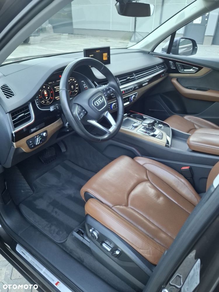 Audi Q7 - 5