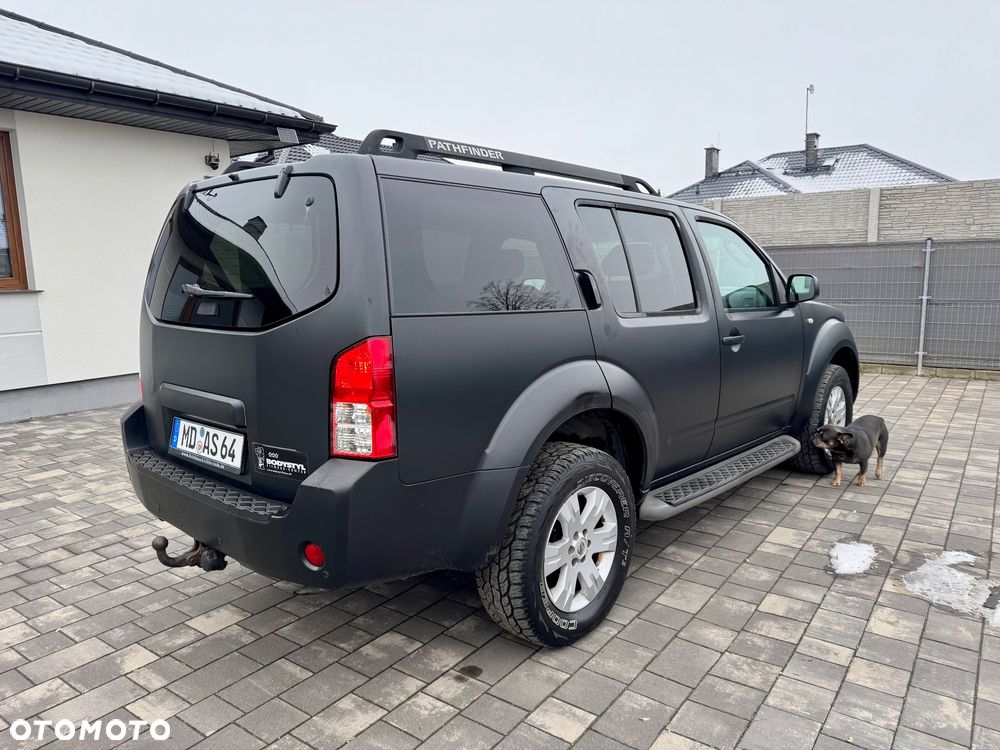 Nissan Pathfinder 2.5 dCi Premium - 18