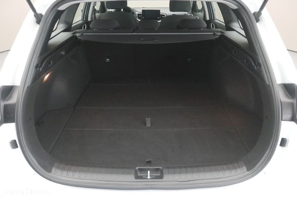 Kia Ceed 1.5 T-GDI M - 16