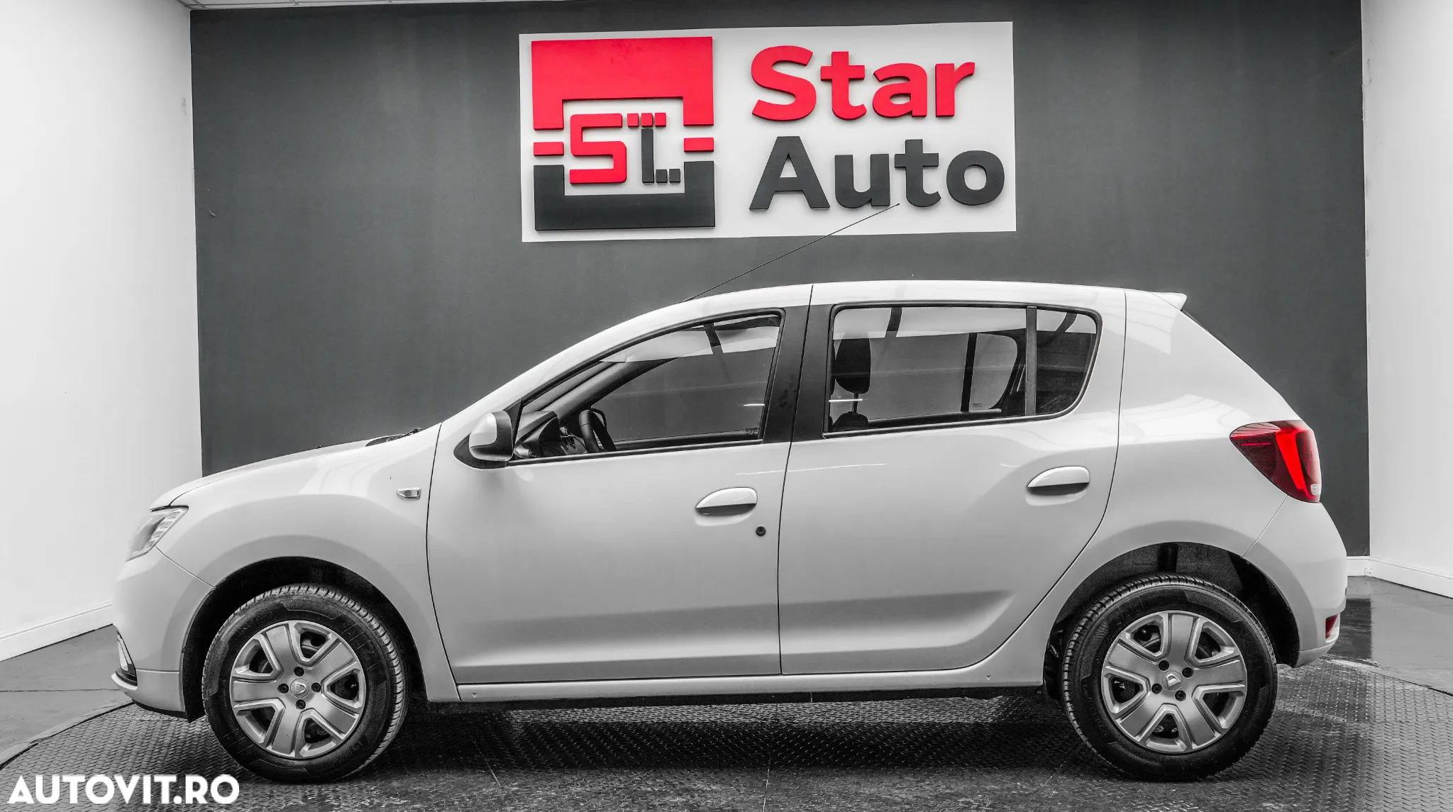 Dacia Sandero 0.9 TCe Laureate - 9